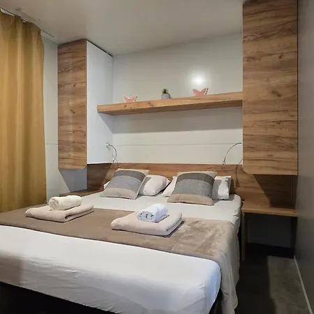Homes Lavanda - Campingplatz 4*